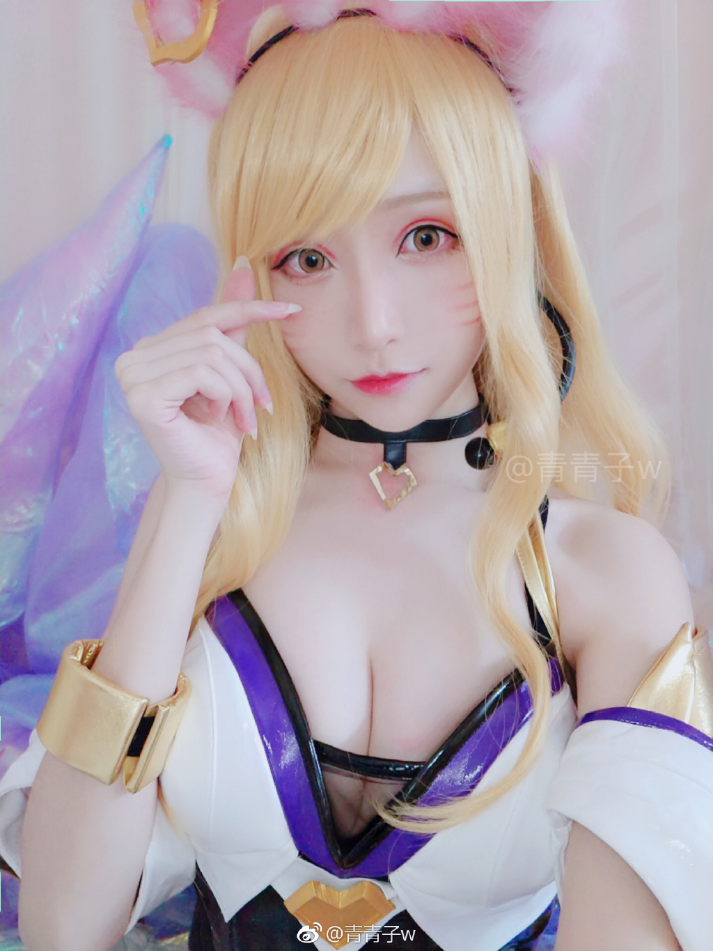 KDA-LOL-AHRI-Cosplay-QingQingZiw-2018-Dec-2.jpg