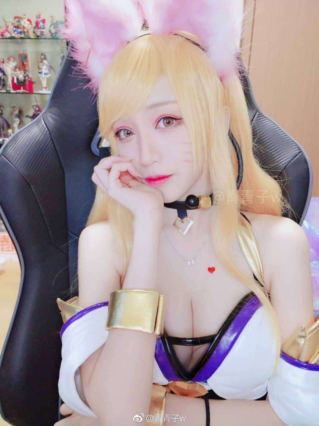 KDA-LOL-AHRI-Cosplay-QingQingZiw-2018-Dec-6.jpg