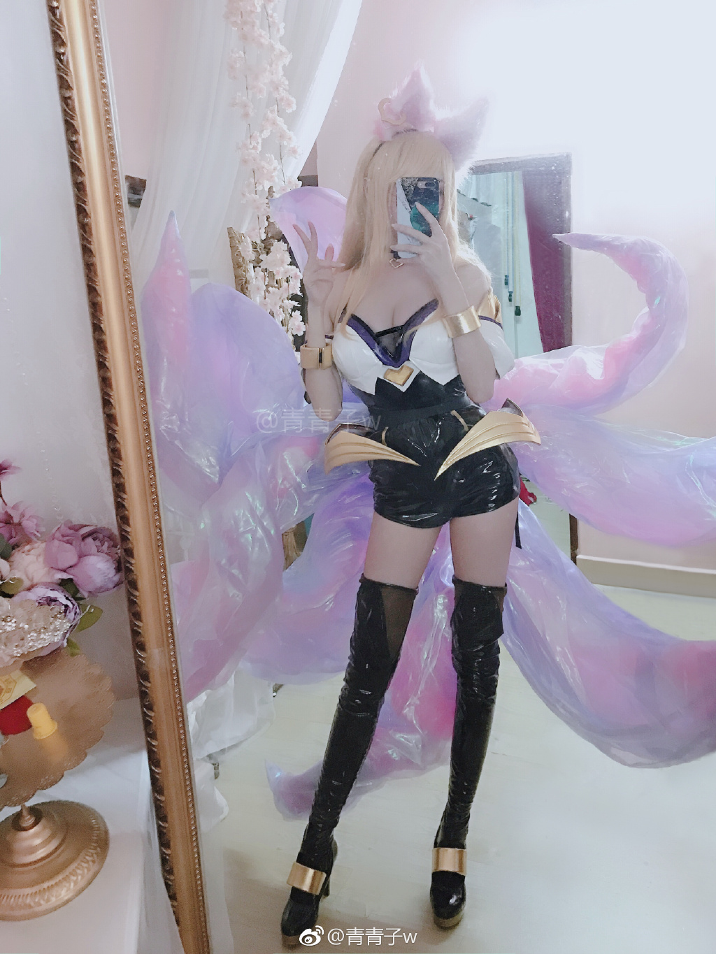 KDA-LOL-AHRI-Cosplay-QingQingZiw-2018-Dec-7.jpg