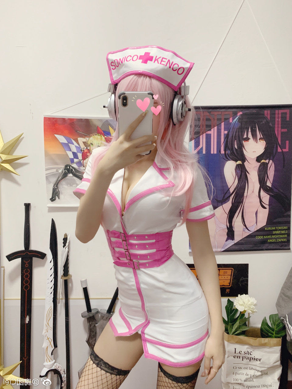 Super- Sonico-Nurse-Cosplay-Pink-004.jpg
