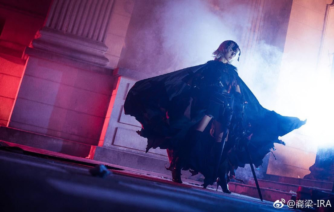 Jeanne-d'arc-alter-Cosplay-010.jpg