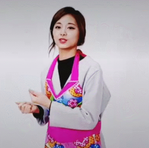 KimTzuyu-apron-Do-it-Again-Dance-2.gif