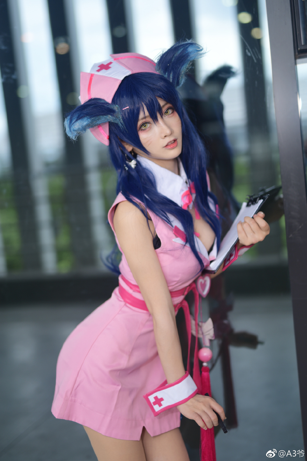 LOL-Ahri-Cosplay-Pink-Nurse-Costume-13.jpg