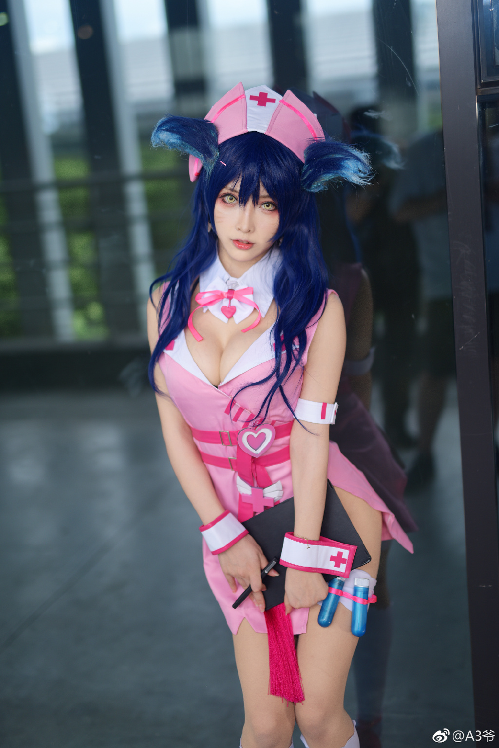 LOL-Ahri-Cosplay-Pink-Nurse-Costume-15.jpg