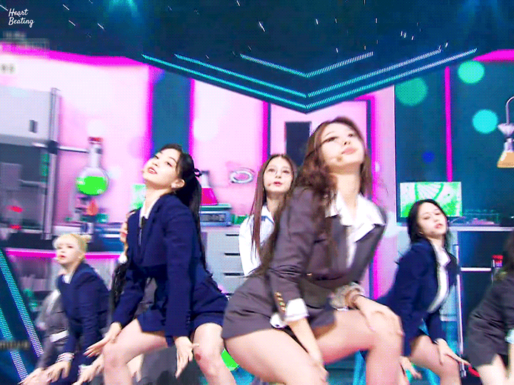 SBS-Tzuyu-Dance-1.gif