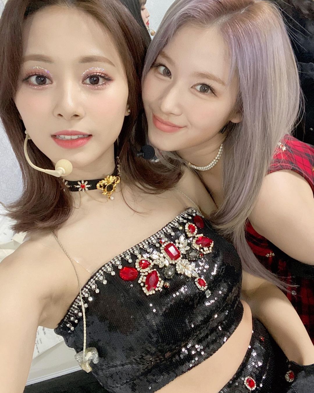 SaTzu - Tzuyu and Sana - Twice 4th World Tour 2021-12-26.jpg