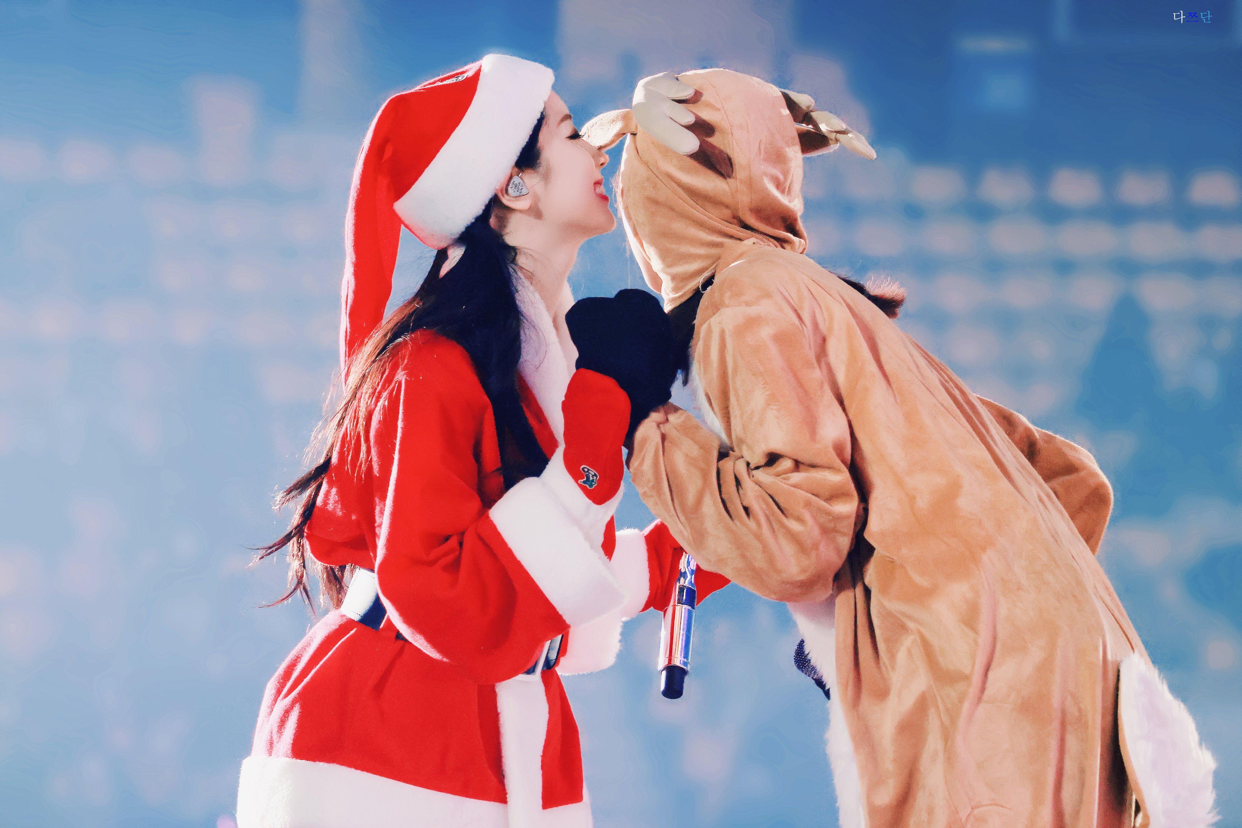 MS-santa-clause-and-ReinDeer-Girl-1.jpg