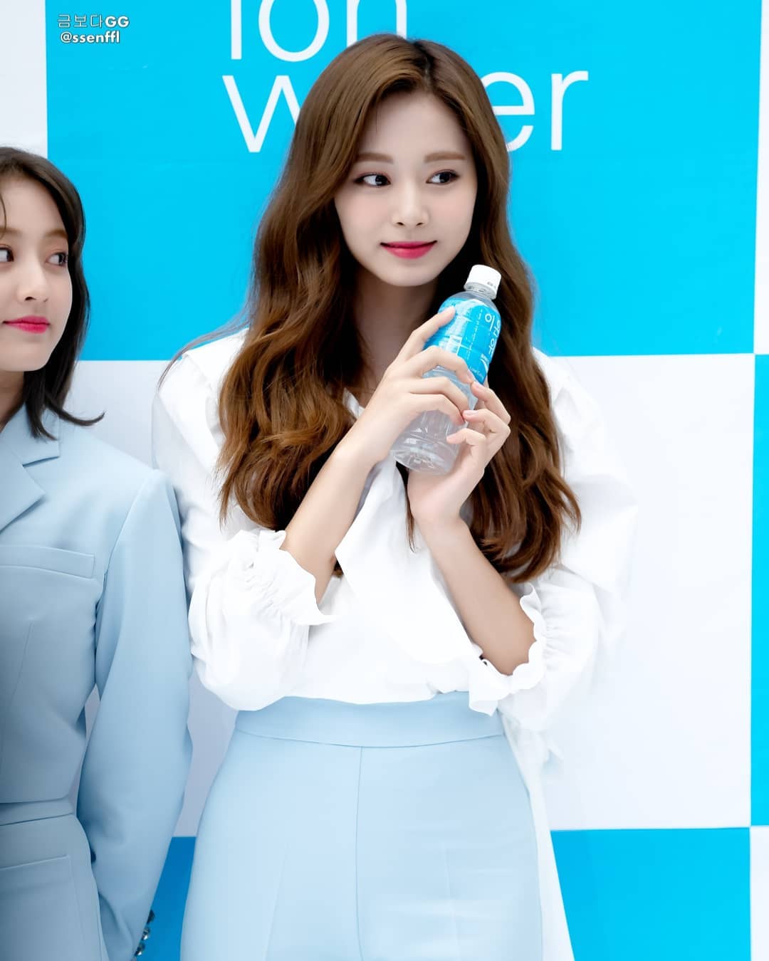 ION WATER TZUYU CM (1).jpg