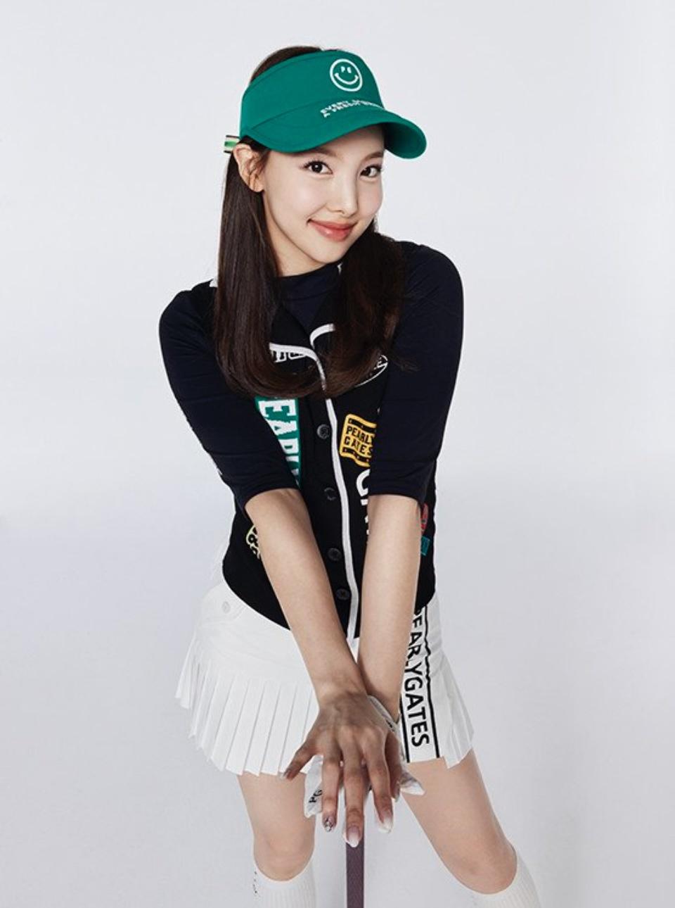 TWICE & PEARLY GATES, Women Golf Outfit qPsFjdi.jpg