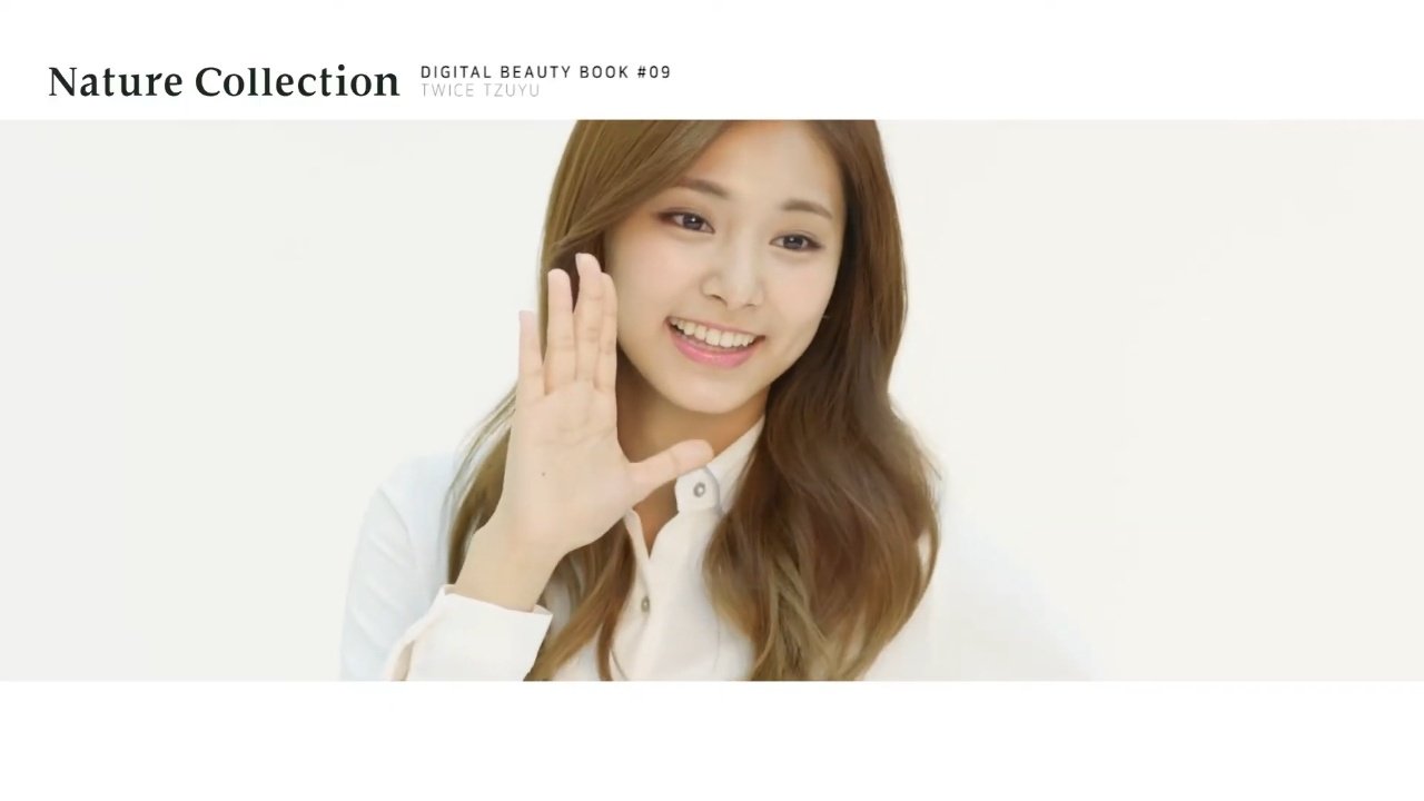 TZUYU Nature Collection Digital Beauty Book #09 (B.jpg