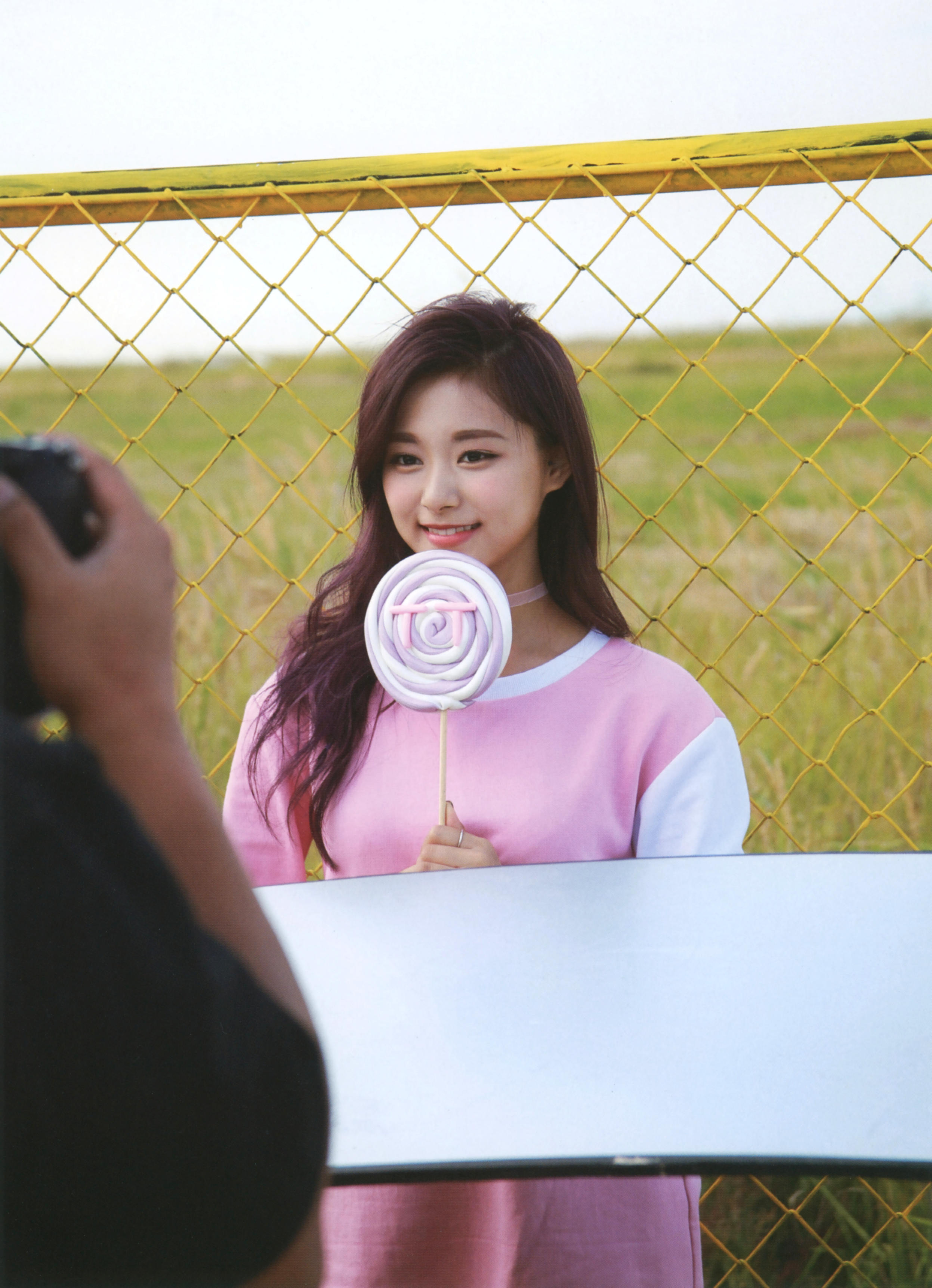 「TWICEcoaster  LANE 1」 Tzuyu 0D.jpg