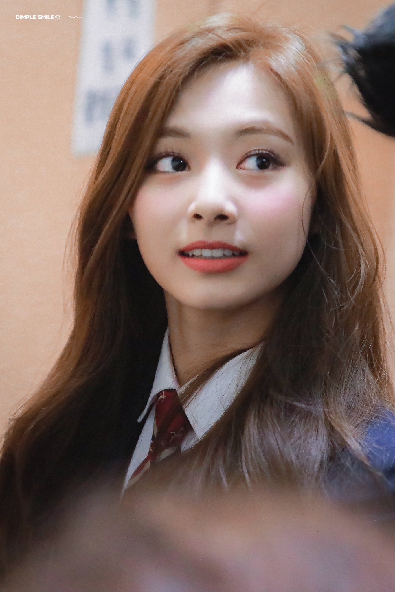 tzuyu-high-school-girl-graduation-2019-02-12-8.jpg