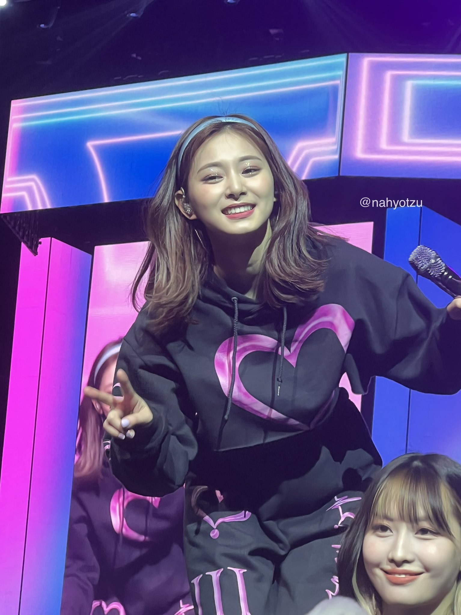 Tzuyu Images in New York Concert (Twice 4th World Tour 2022/02/26 ~ 02/ ...