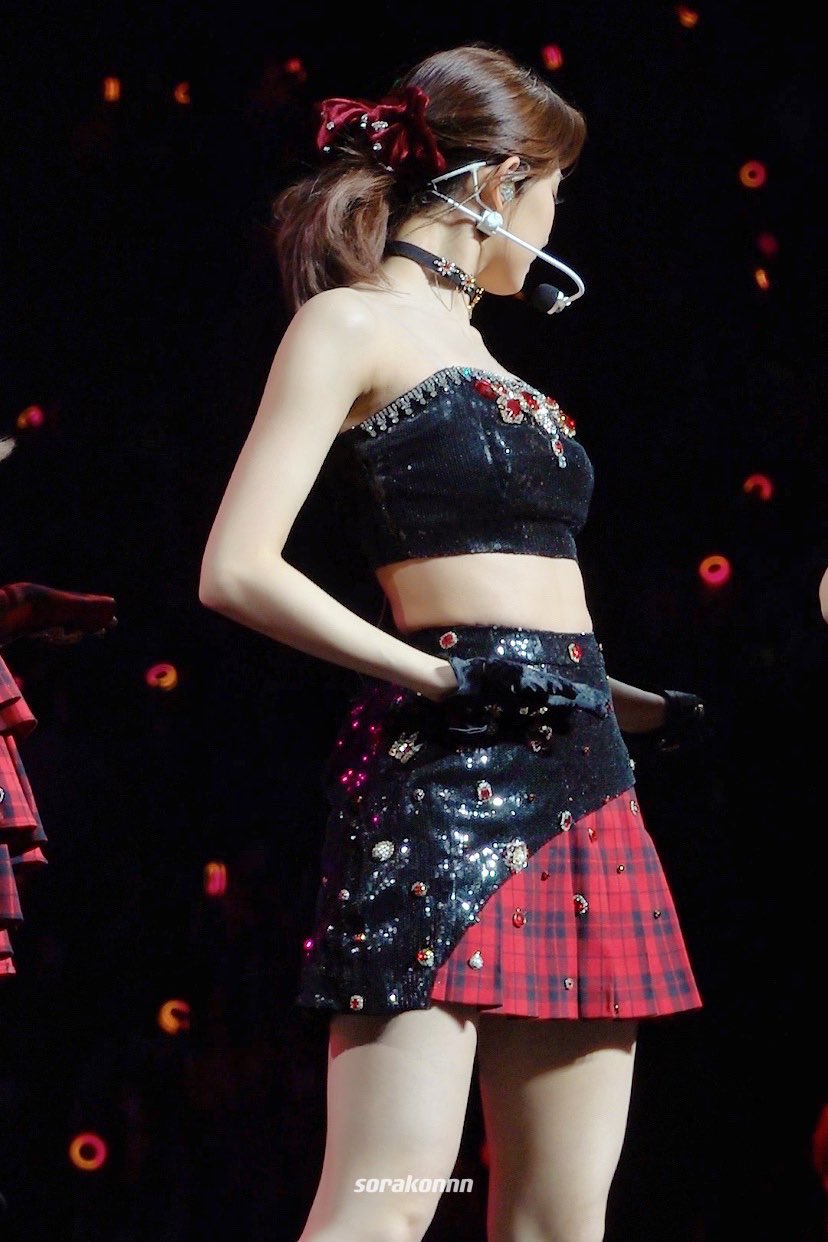 Tzuyu-(15)-Twice-In-New-York-2022-4th-tour.jpg