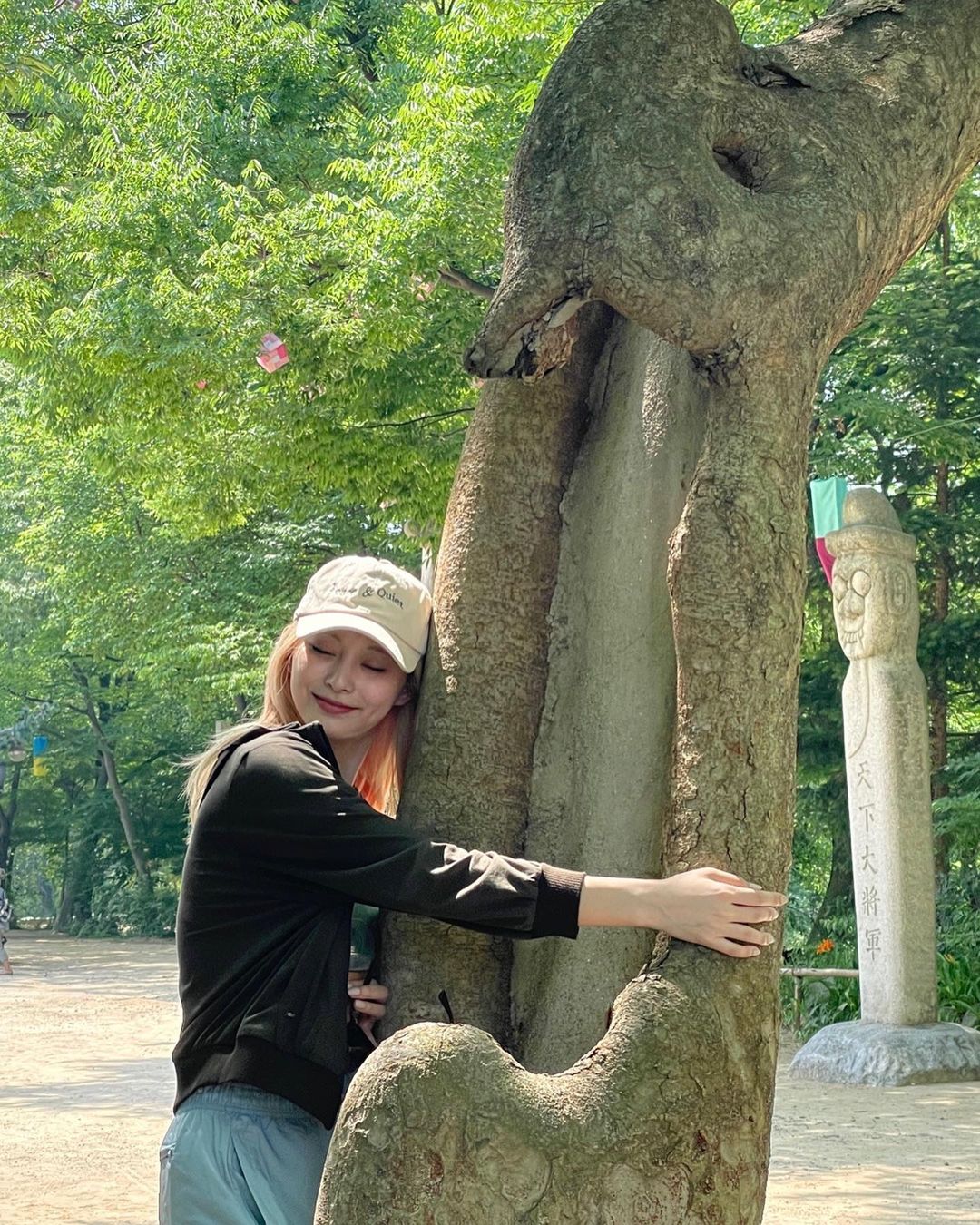 Tzuyu-Summer-Trip-Play-TREE-LOVER-2022-07-10.jpg