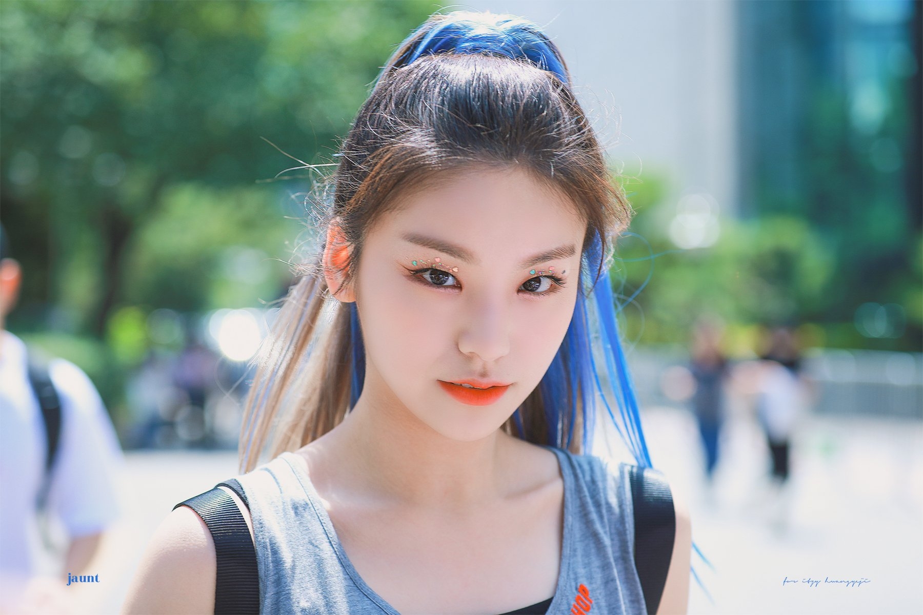 ITZY-Yeji-2019- (34).jpg