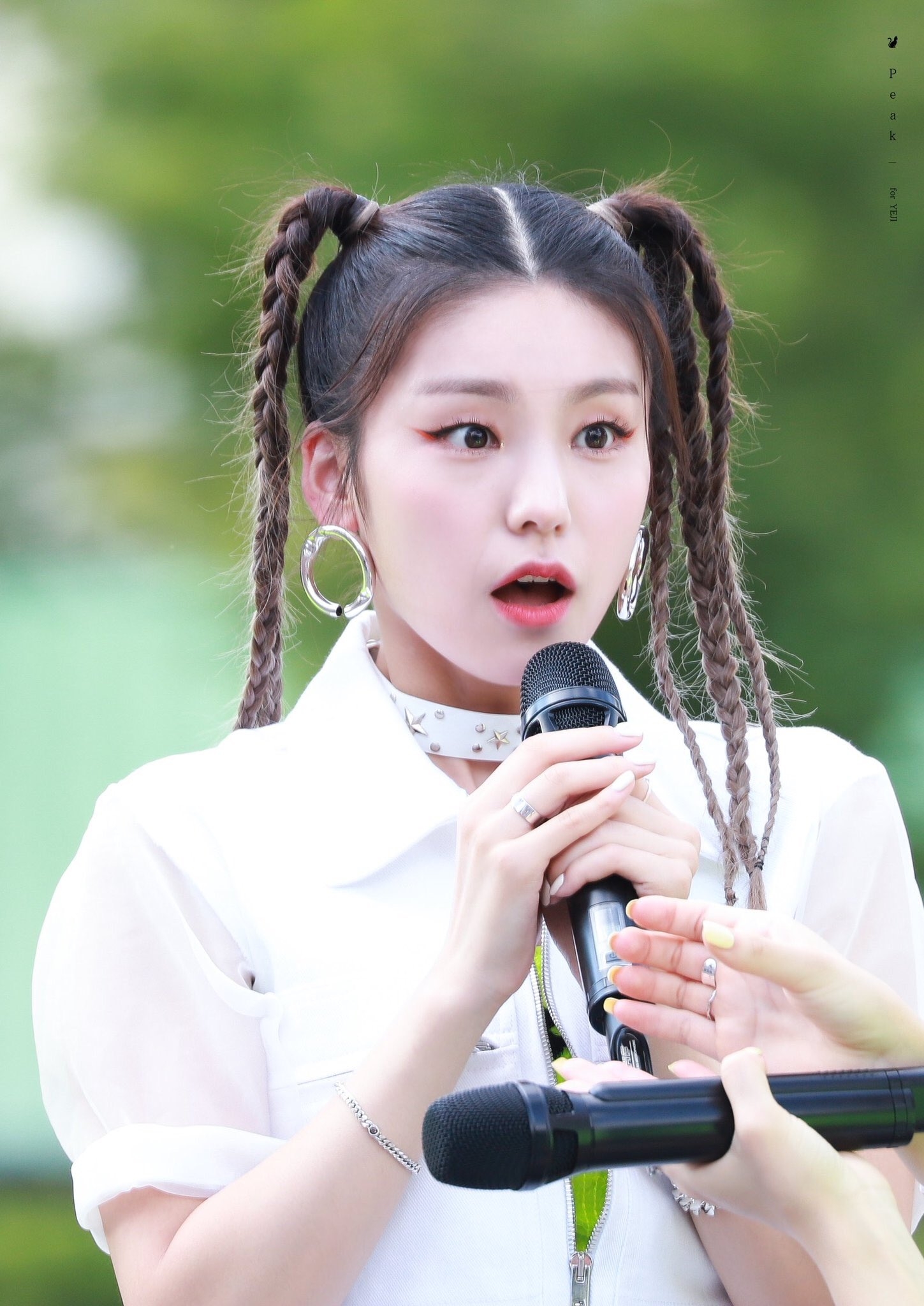 ITZY-Yeji-2019- (45).jpg