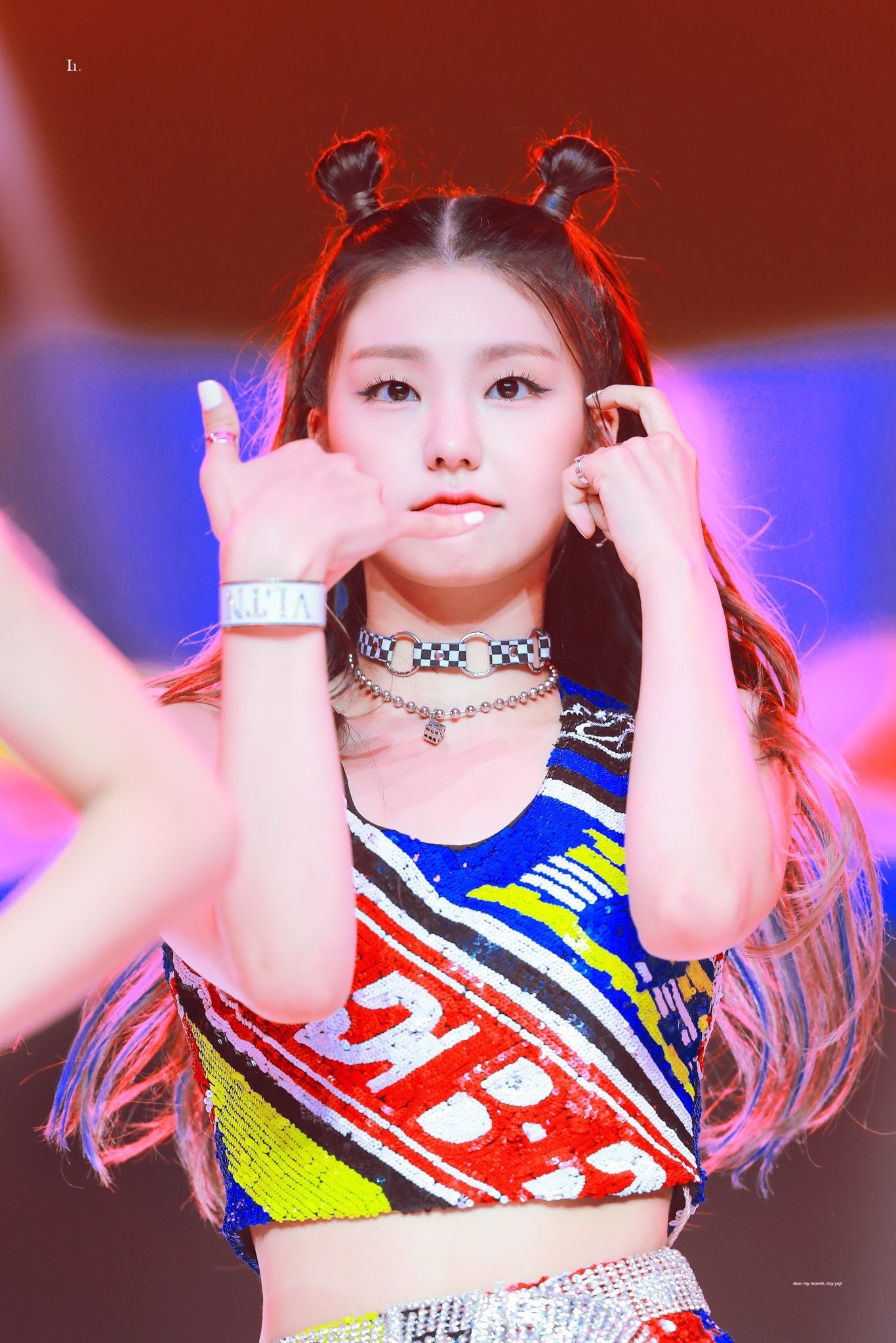 ITZY-Yeji-2019- (54).jpg