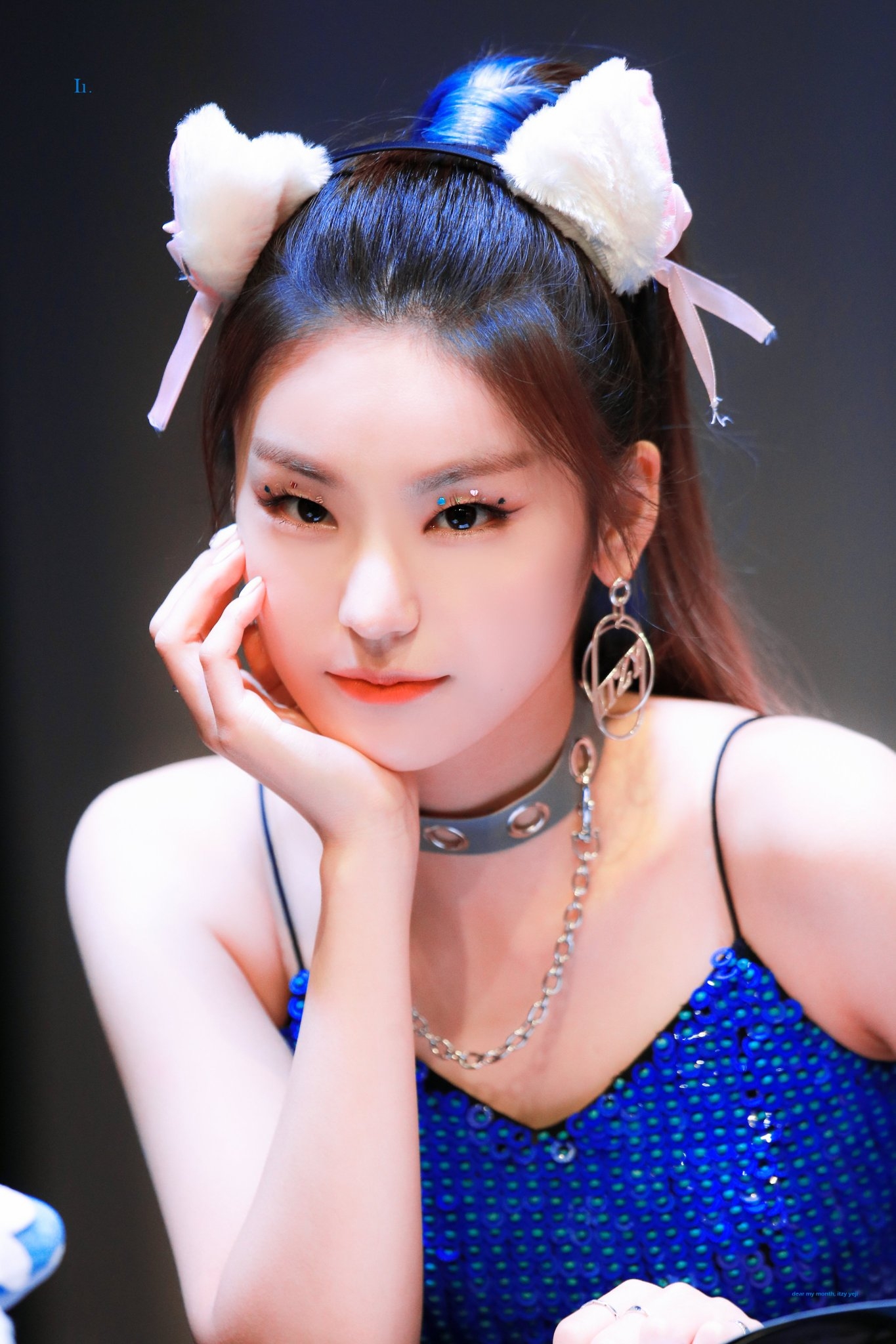 ITZY-Yeji-2019- (57).jpg