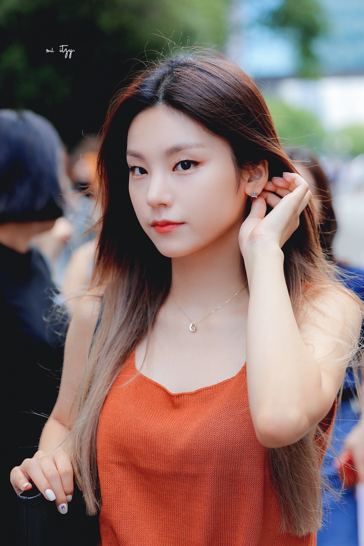 ITZY-Yeji-2019- (63).jpg