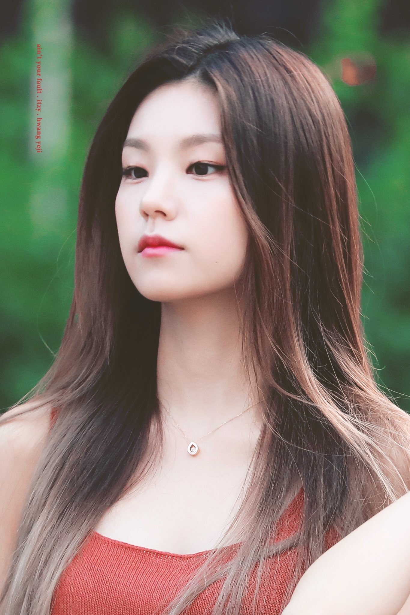 ITZY-Yeji-2019- (64).jpg