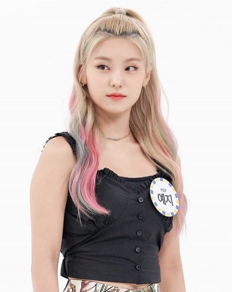 ITZY-Yeji-2020 (76).jpg