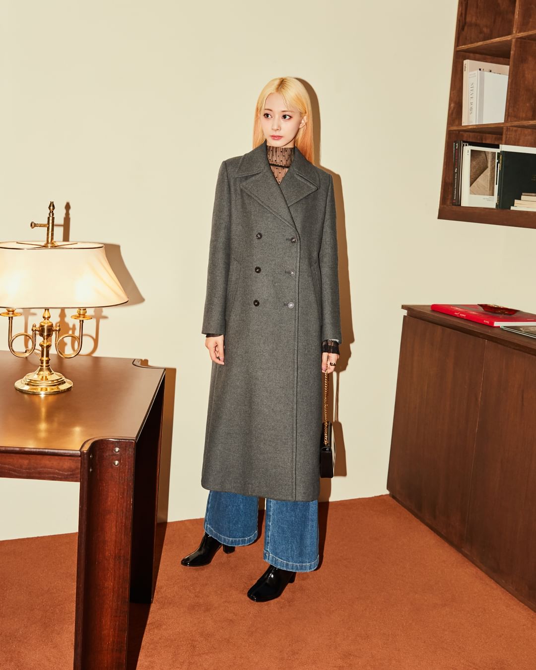 (Woman Grey Coat) Tzuyu-ZooC-Winter-Collection-2022-Q4.jpg